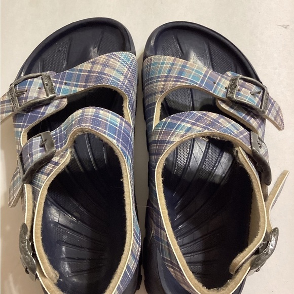 Kids Birkis Birkenstock sandals Size 29 / Small - Picture 2 of 6